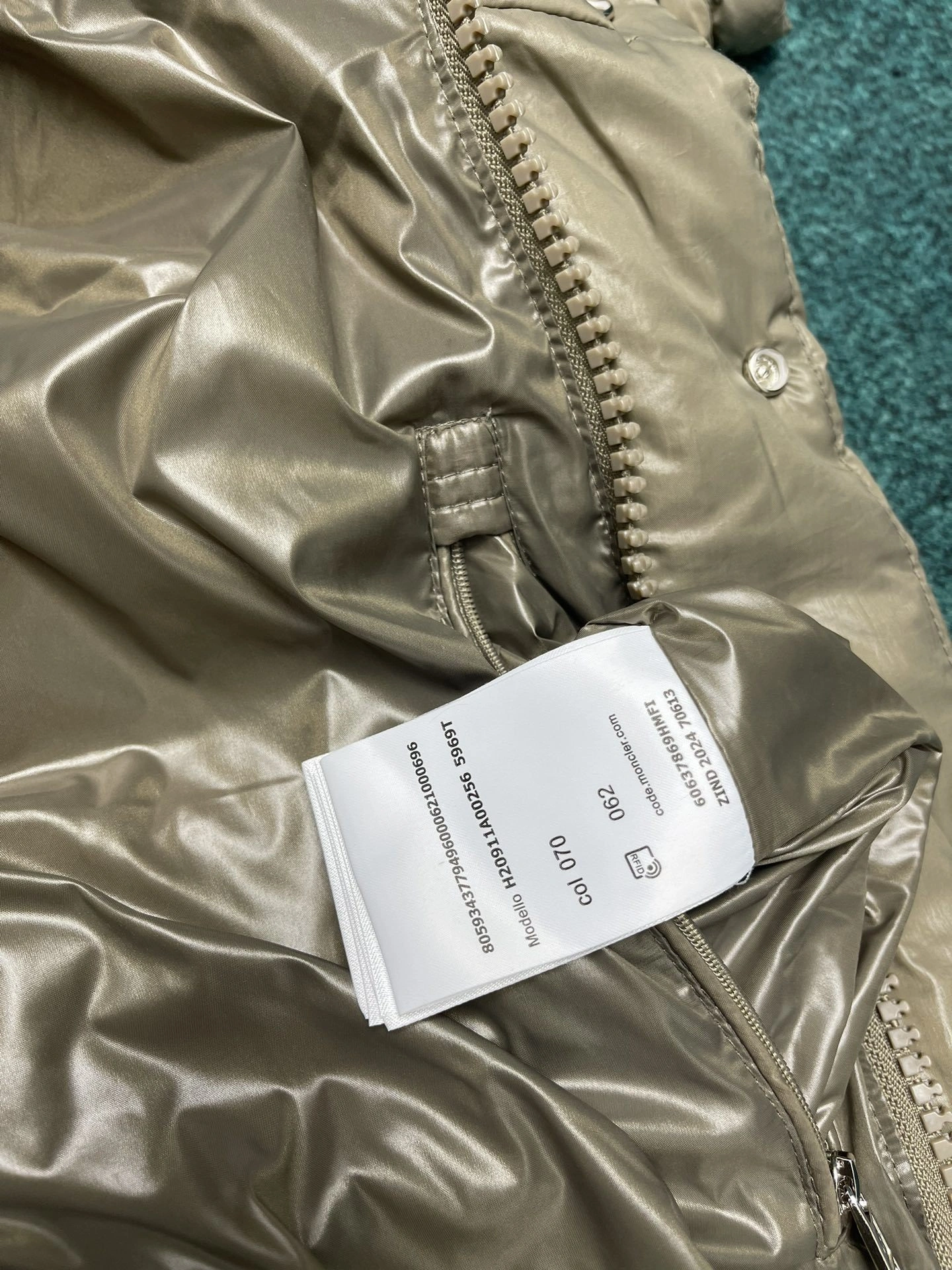 wg.luxury- 7o9385r Down Jacket oversized 2colour item:D-F409J1938-2